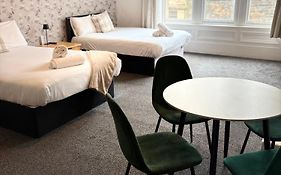 Piccolo Guest House